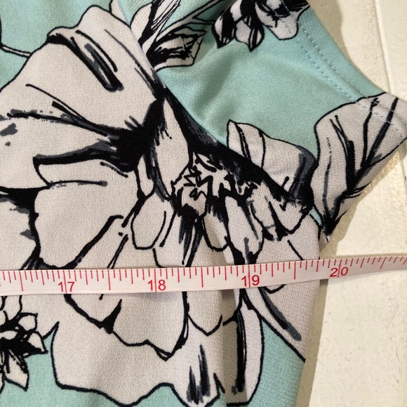 New Directions Womens Large Mint Aqua Black White Floral Flowers Peplum - Picture 8 of 8